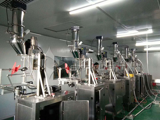 瓶裝罐裝粉劑自動包裝機(jī)廠房內(nèi)實(shí)拍展示